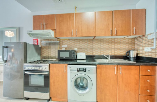 Dubai Apartment | Cozy studio with with Balcony in JVC