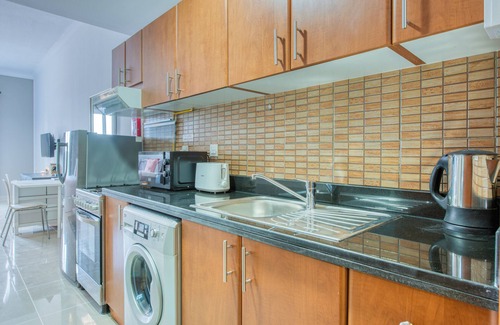 Dubai Apartment | Cozy studio with with Balcony in JVC