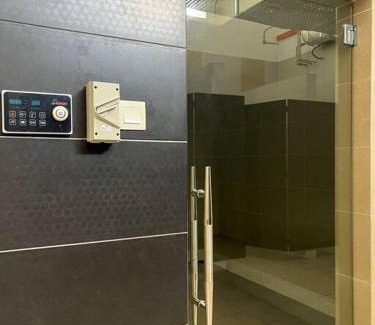 The Strand Apartment | Cozy Suite at Encorp Residence PJ