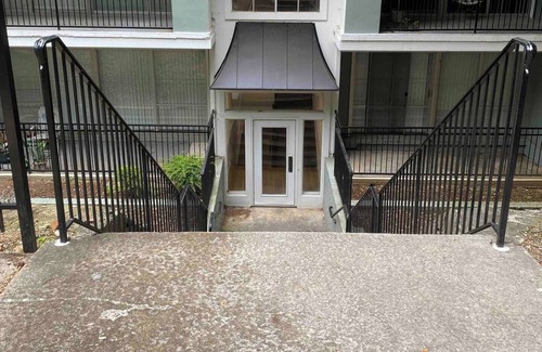 Cumberland Apartment | COZY SUITE Near Braves, Convention Center, and Chattahoochee River!