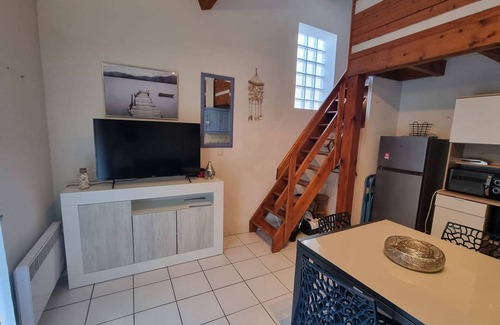 Le Barcares Villa | Cozy T3 Villa with Pool, Terrace, and Private Parking Near Beach and Shops