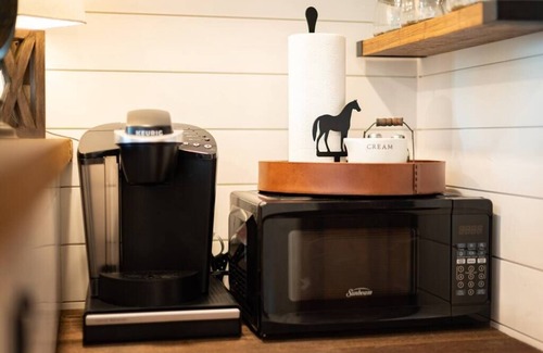 Waco House | Cozy Tiny Container Home-The Outwest
