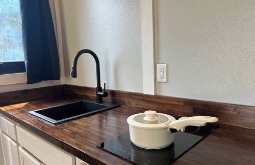 Downtown Apartment | Cozy tiny home in downtown Pensacola