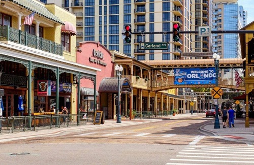 College Park Apartment | Cozy Tiny Studio Near Winter Park and Downtown.