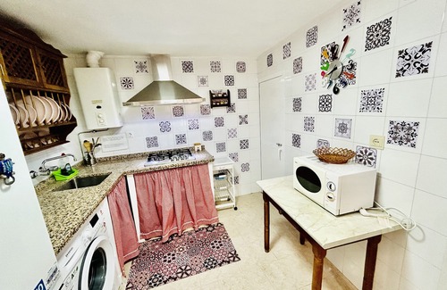 Ronda House | Cozy town house p/6 with terrace, Wi-fi and AC