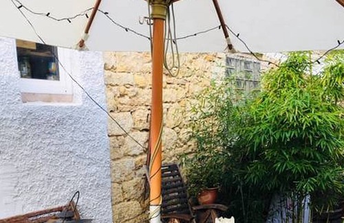 Gonsenheim House | Cozy town house with private courtyard and garden