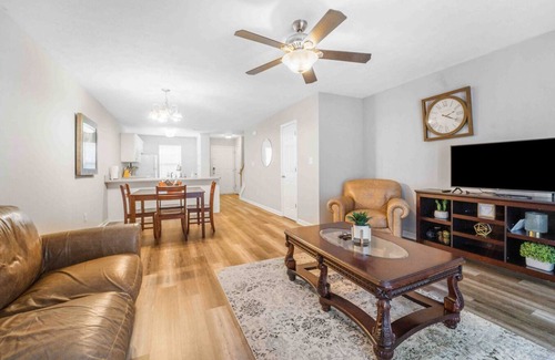 Blue Ridge House | Cozy Townhouse in a Gated Community in Evans 1018