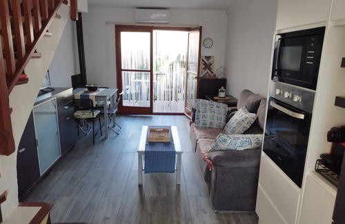 Torredembarra House | Cozy townhouse with pool in Torredembarra