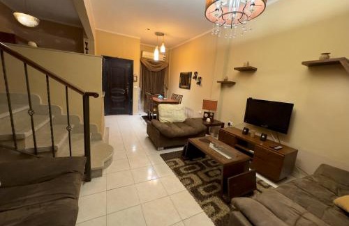 Sheikh Zayed City Ski Chalet | Cozy Townhouse, with back yard (98)