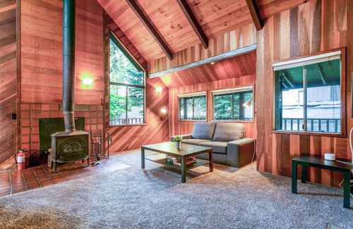 Gualala House | Cozy Treehouse