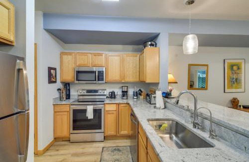 Edwards House | Cozy Vail Valley Townhome - Walk to Riverwalk!