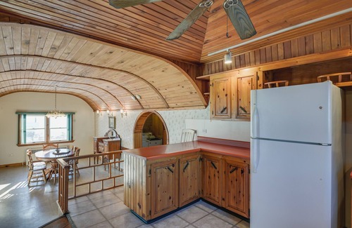 Van Buren Apartment | Cozy Van Buren Apartment w/Deck, Near ATV Trails!