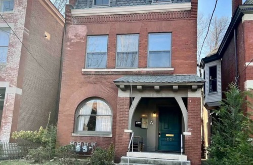Limerick Apartment | Cozy Victorian Loft