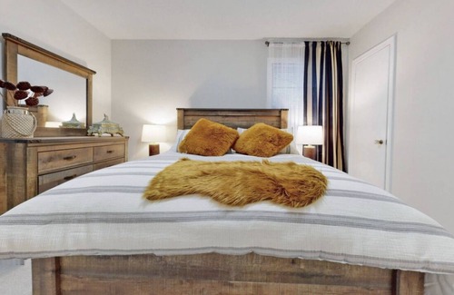 Richmond Hill Villa | Cozy villa