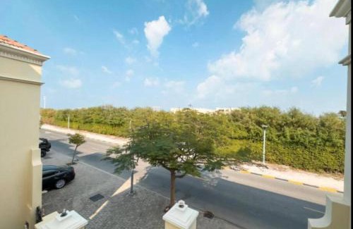 Al Hamra Village Villa | Cozy Villa with Pool Access