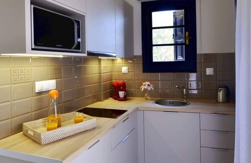 Stalida House | Cozy Villa with Private Terrace & Sea View