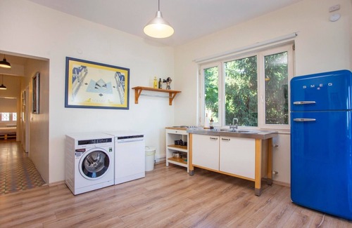 Kabatas Condo | Cozy Waterfront Apt. with a Stunning View