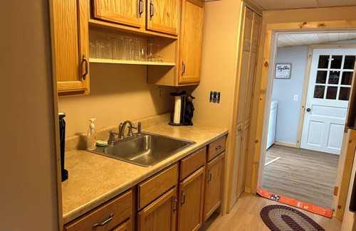 Bridgton Cabin | Cozy waterfront camp; Fall Fairs, Apples. Foliage, Hiking, Kayak - Fall 25% off