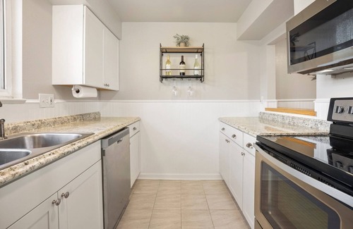 Windsor Condo | Cozy Windsor Condo!