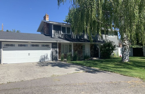 Kalispell House | Cozy Yet Spacious