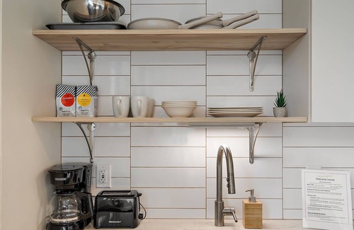 Warehouse District Apartment | CozySuites NLG - Modern 1BR condo #30