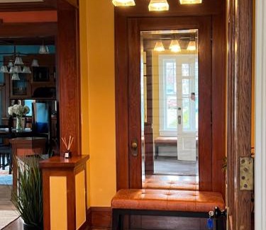 Willmar Apartment | CRAFTSMAN'S MAIN FLOOR with huge DECK!