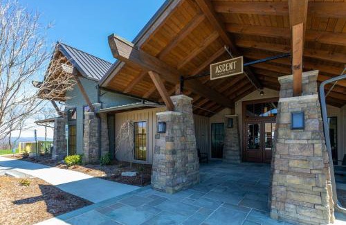 Lenoir House | Craig 304 at Blue Ridge Mountain Club