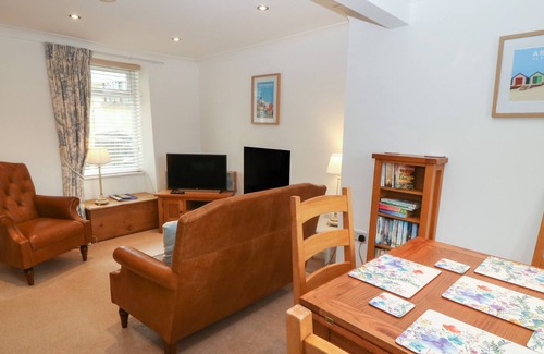 Nefyn Cottage | CRAIGFRYN, pet friendly, country holiday cottage in Nefyn