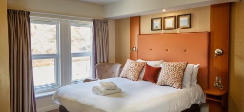 Penrhyn Bay Hotel | Craigside Manor