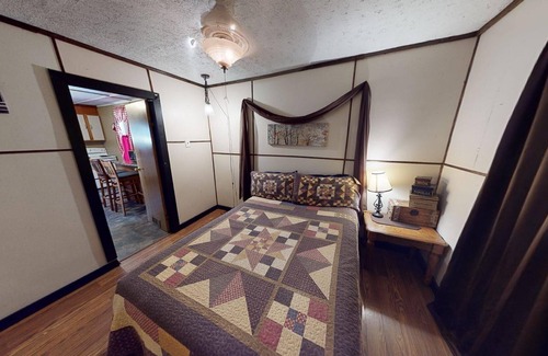 McArthur Cabin | Crawdad Cabin - Cabins in Hocking