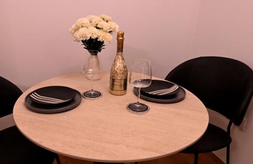 Centar Apartment | Creamy Dreams by Dazzie