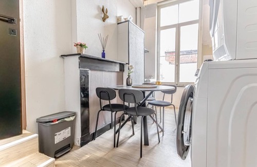 Ghent City Centre Apartment | Creative Corner: Stylish Apt. in Ghent's Heart