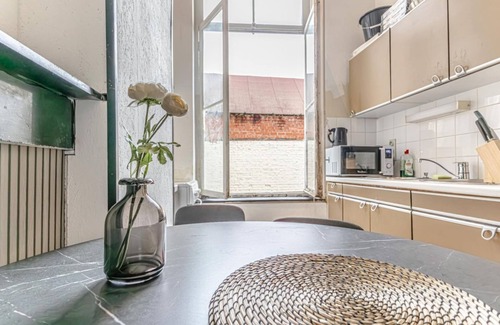 Ghent City Centre Apartment | Creative Corner: Stylish Apt. in Ghent's Heart