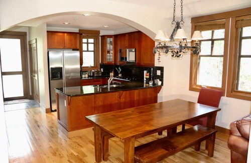 Copper Mountain Village House | Creek Side/Ski Side Townhome