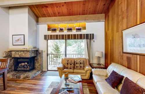 Kings Beach House | Creekside at Kingswood