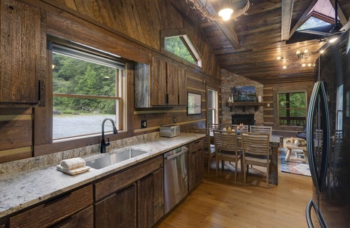 Banner Elk Cabin | Creekside Cabin on Private Acreage