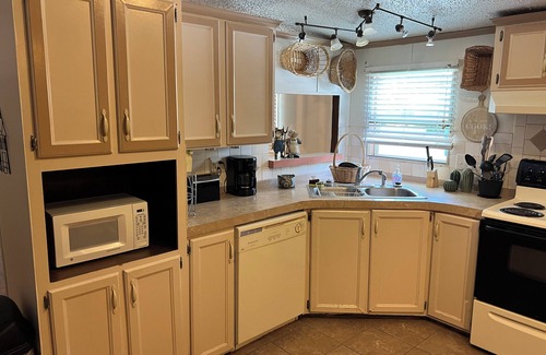 Cherokee RV Rental | Creekside Cabin Perfect for the Whole Family!