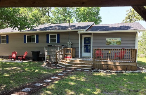 Holly Ridge Cottage | Creekside Cottage On 48 Acres - Pet Friendly- 3 BR 2 BA/Sleeps 6- Next To Nature