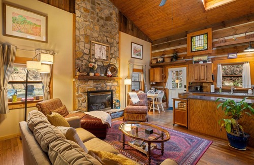 Marshall Cabin | Creekside Indulgence