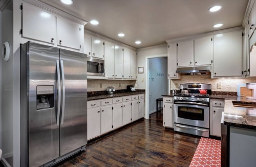 Scaly Mountain House | Creekside, spacious home for 8; 9 mi. Highlands, close Sky Valley, GA