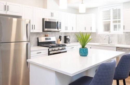 Okanagan-Similkameen House | Creekside Villa Downtown