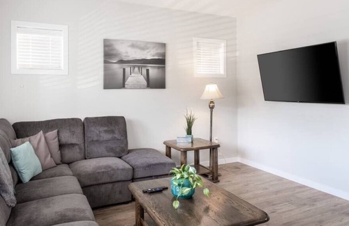 Okanagan-Similkameen House | Creekside Villa Downtown