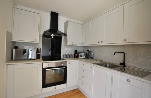 Anstruther House | Creel Cottage- stylish cottage near the sea