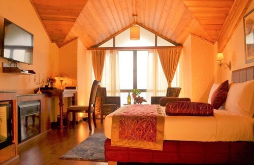 Darjeeling Hotel | Crescent Resort