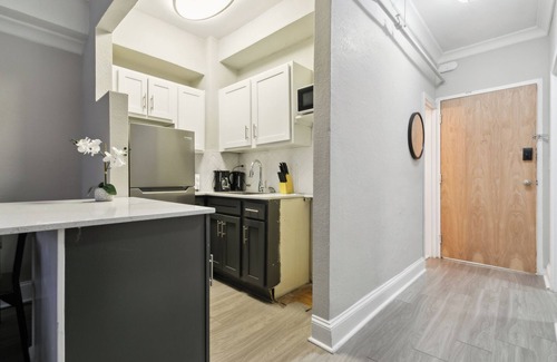 Midtown Apartment | Crest at Peachtree 105 spacious 1 Bd 1 Bth