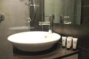 St Kilda West Apartment | Crest on Park