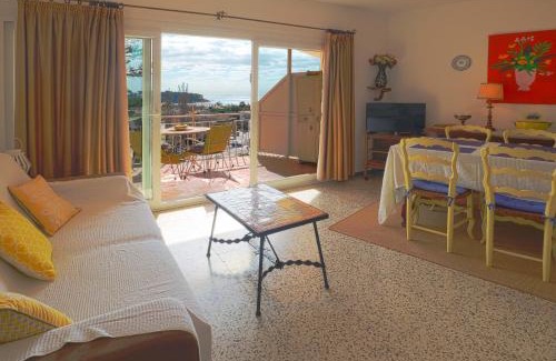 Sant Feliu de Guixols Apartment | Creu de sant pol, apartamento 2 pax a pocos metros Playa Sant Pol F30066