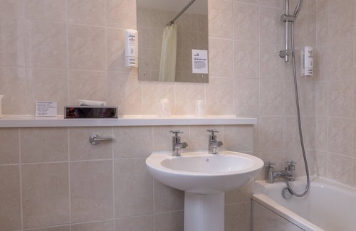 Crewe Hotel | Crewe Arms Hotel