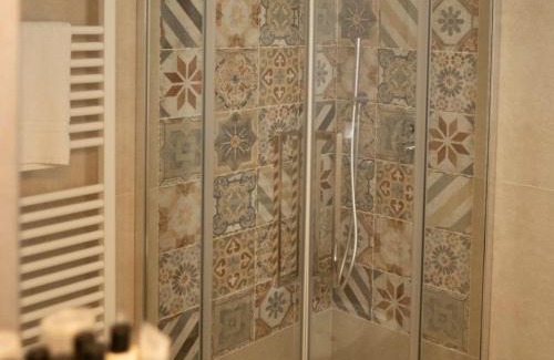 Gizzeria Bed & Breakfast | Crial Retreat