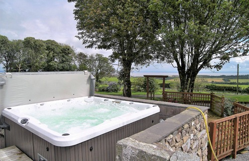 Sandyhills Cottage | Criffel Glen - a house that sleeps 6 guests in 3 bedrooms